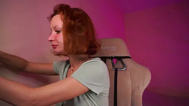 Liuba Fox online show from 11/08/25, 07:06