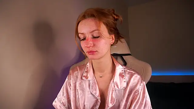 Snapshot of Liuba_Fox chatting on 03/18/25, 08:16 Liuba Fox online show from 03/18/25, 08:16