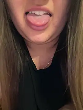 Snapshot of Jane_BBW chatting on 11/23/25, 09:14 Jane BBW online show from 11/23/25, 09:14