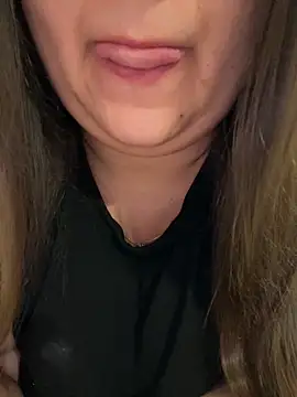 Snapshot of Jane_BBW chatting on 11/19/25, 03:01 Jane BBW online show from 11/19/25, 03:01