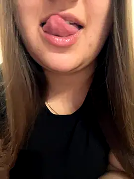 Snapshot of Jane_BBW chatting on 10/17/25, 09:34 Jane BBW online show from 10/17/25, 09:34