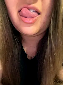 Snapshot of Jane_BBW chatting on 09/27/25, 04:18 Jane BBW online show from 09/27/25, 04:18