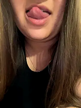 Snapshot of Jane_BBW chatting on 10/20/25, 09:26 Jane BBW online show from 10/20/25, 09:26