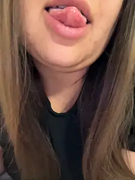 Snapshot of Jane_BBW chatting on 09/25/25, 09:15 Jane BBW online show from 09/25/25, 09:15