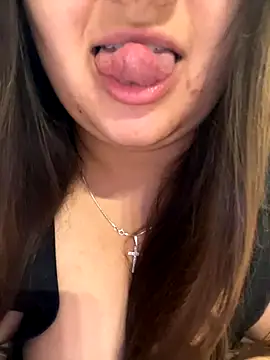 Snapshot of Jane_BBW chatting on 12/03/25, 01:50 Jane BBW online show from 12/03/25, 01:50