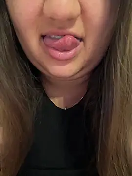 Snapshot of Jane_BBW chatting on 06/08/26, 10:38 Jane BBW online show from 06/08/26, 10:38