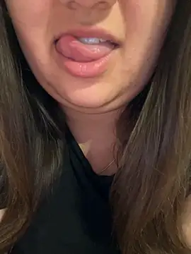 Snapshot of Jane_BBW chatting on 11/02/25, 01:10 Jane BBW online show from 11/02/25, 01:10