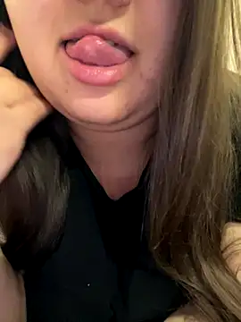 Snapshot of Jane_BBW chatting on 12/18/25, 07:35 Jane BBW online show from 12/18/25, 07:35