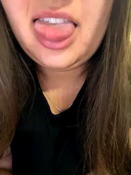 Snapshot of Jane_BBW chatting on 11/04/25, 03:10 Jane BBW online show from 11/04/25, 03:10