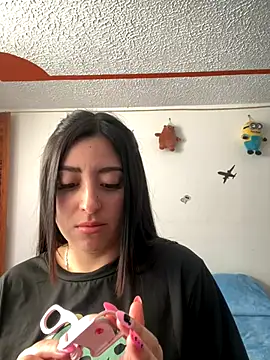 Sofhi corolinne31 online show from 12/01/24, 09:42