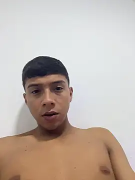 Thiagoo Frost online show from 11/06/25, 06:56