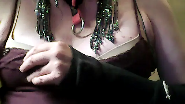 Snapshot of sissy_sarah69 chatting on 10/20/25, 11:33 sissy sarah69 online show from 10/20/25, 11:33