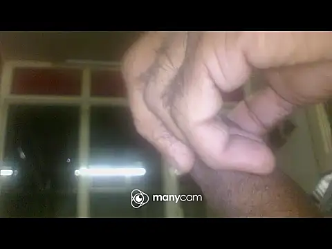 Snapshot of jikh13 chatting on 11/25/25, 03:45 jikh13 online show from 11/25/25, 03:45