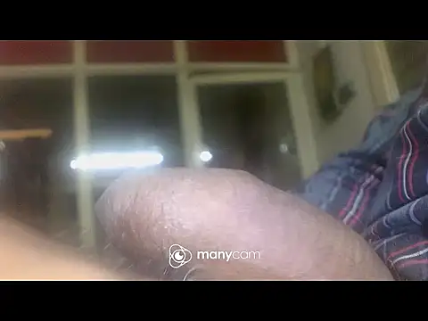 Snapshot of jikh13 chatting on 10/03/25, 07:43 jikh13 online show from 10/03/25, 07:43