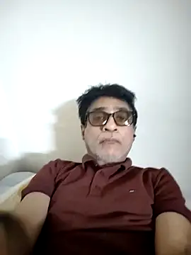 Snapshot of iamkahn_44 chatting on 02/20/26, 02:08 iamkahn 44 online show from 02/20/26, 02:08