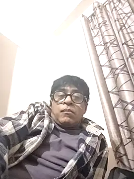 Snapshot of iamkahn_44 chatting on 01/10/26, 08:37 iamkahn 44 online show from 01/10/26, 08:37