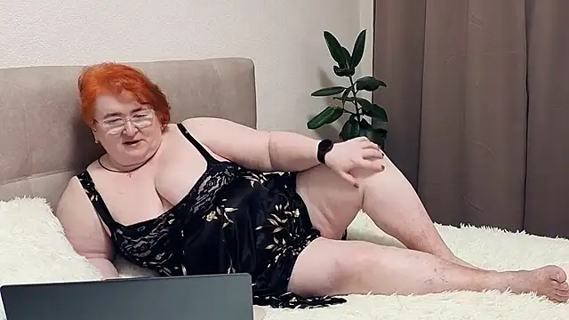 leiamillersonn online show from 06/26/26, 06:58