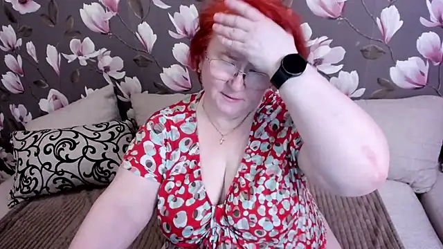 leiamillersonn online show from 02/25/25, 08:42