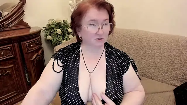 leiamillersonn online show from 09/25/25, 05:52