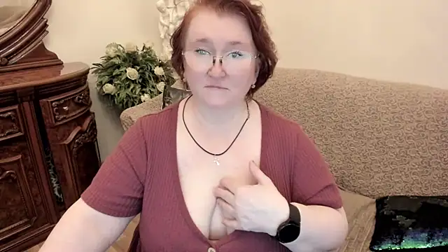 leiamillersonn online show from 10/10/25, 07:04