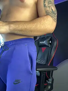 Snapshot of Dimitri_Colleman chatting on 12/02/25, 09:27 Dimitri Colleman online show from 12/02/25, 09:27