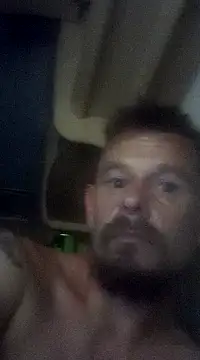 Snapshot of Skody31 chatting on 02/10/25, 03:32 Skody31 online show from 02/10/25, 03:32