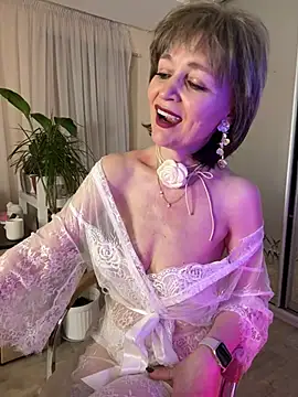 Snapshot of Melljoy chatting on 01/11/26, 04:58 Melljoy online show from 01/11/26, 04:58