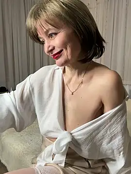 Snapshot of Melljoy chatting on 02/19/25, 04:55 Melljoy online show from 02/19/25, 04:55