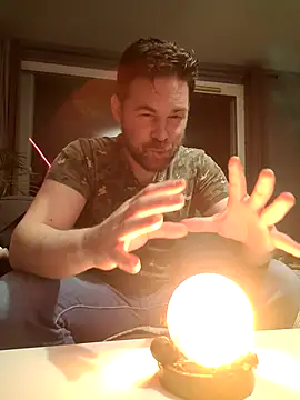 tom sauwer online show from 10/02/25, 08:23