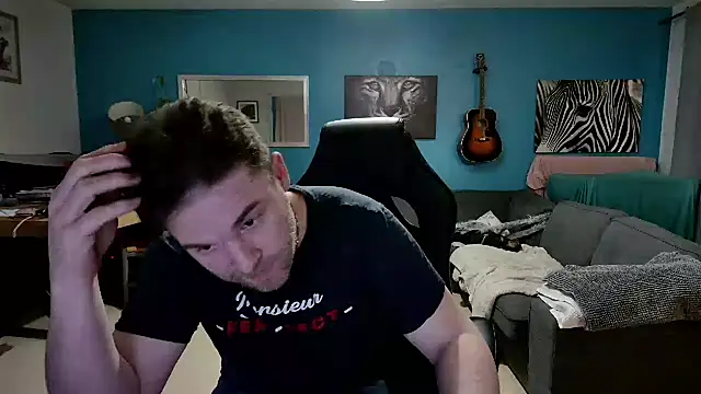 tom sauwer online show from 02/03/25, 05:51