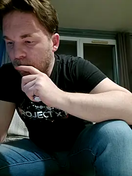 tom sauwer online show from 03/26/26, 01:48