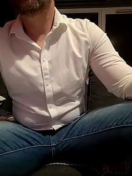 tom sauwer online show from 10/28/25, 10:52