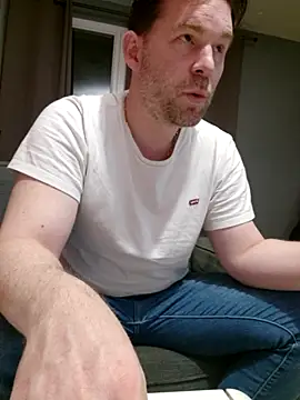 tom sauwer online show from 10/08/25, 09:15