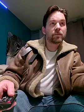 tom sauwer online show from 11/12/25, 12:48