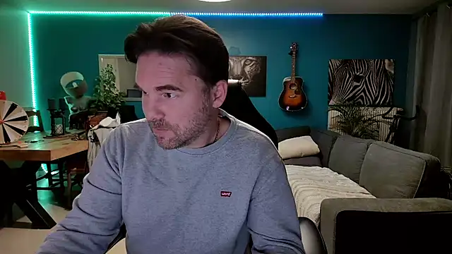 tom sauwer online show from 11/19/25, 09:59