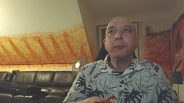 sextoy911 online show from 04/10/26, 07:21