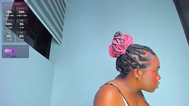 Sofi Smiley online show from 04/06/26, 04:30