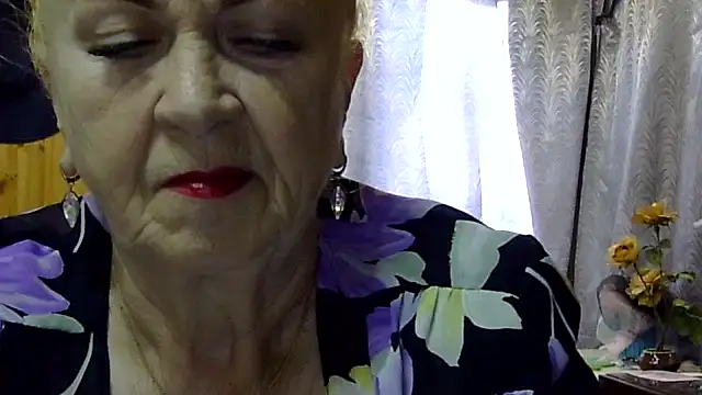 Emma52610 online show from 09/25/25, 07:03