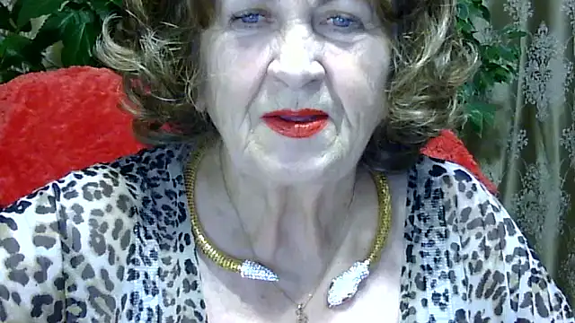 Emma52610 online show from 11/29/25, 03:12