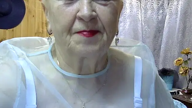 Emma52610 online show from 10/23/25, 04:55