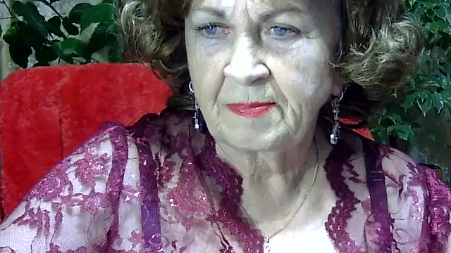 Emma52610 online show from 11/25/25, 03:23