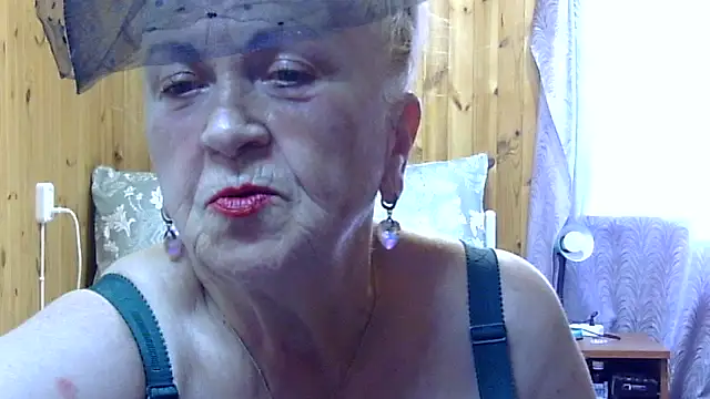 Emma52610 online show from 09/11/25, 07:30