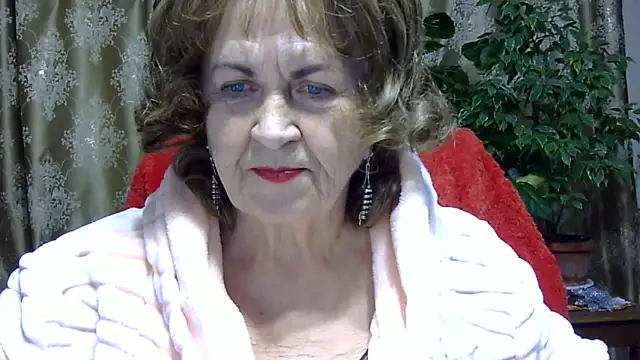 Snapshot of Emma52610 chatting on 02/21/26, 06:10 Emma52610 online show from 02/21/26, 06:10