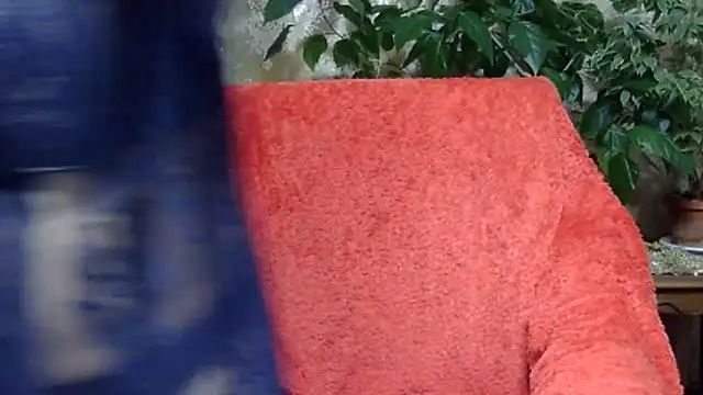 Snapshot of Emma52610 chatting on 03/04/26, 05:42 Emma52610 online show from 03/04/26, 05:42