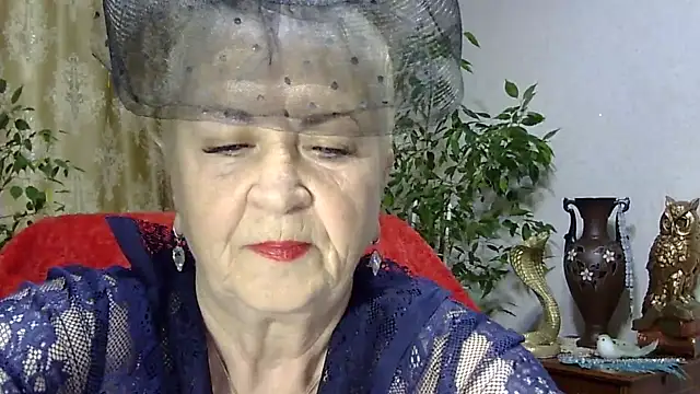 Emma52610 online show from 03/02/25, 05:54