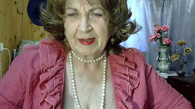 Snapshot of Emma52610 chatting on 05/30/26, 11:16 Emma52610 online show from 05/30/26, 11:16
