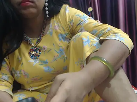 prettyindiandoll online show from 08/04/26, 06:18
