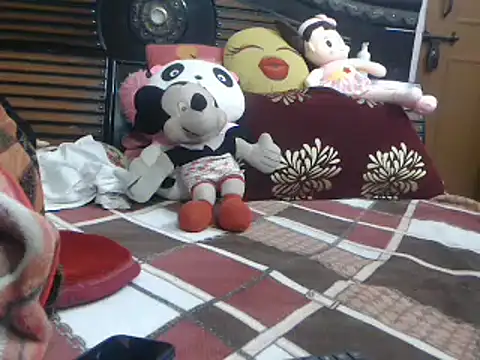 Snapshot of prettyindiandoll chatting on 12/25/24, 06:31 prettyindiandoll online show from 12/25/24, 06:31