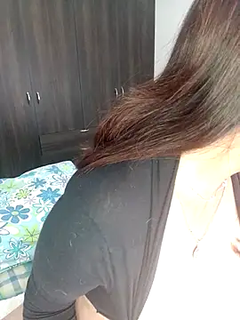 FireWoman online show from 12/16/25, 04:22