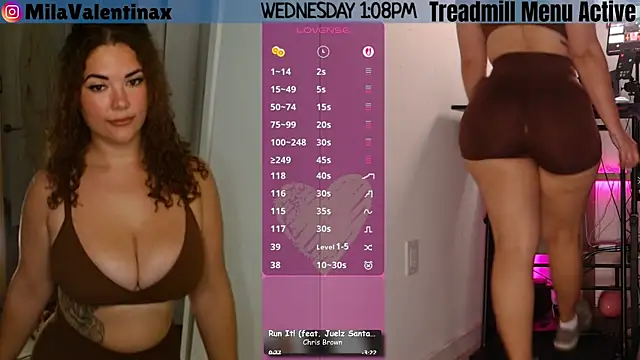 Snapshot of MilaValentina chatting on 07/15/26, 05:09 MilaValentina online show from 07/15/26, 05:09